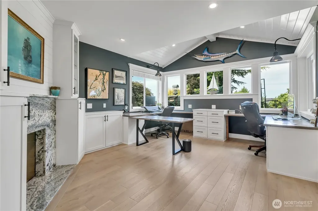 35 Silver Beach Drive Steilacoom WA 98388