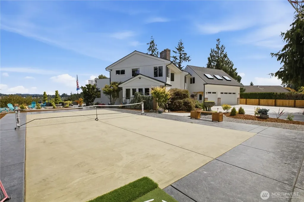 35 Silver Beach Drive Steilacoom WA 98388