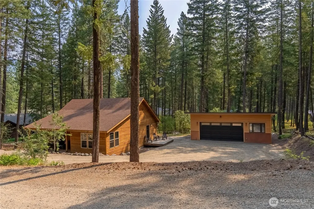 21 Liberty Lane Mazama WA 98862