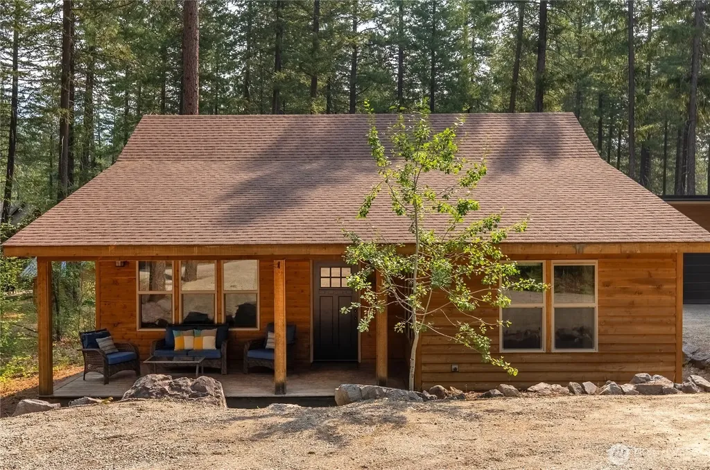 21 Liberty Lane Mazama WA 98862