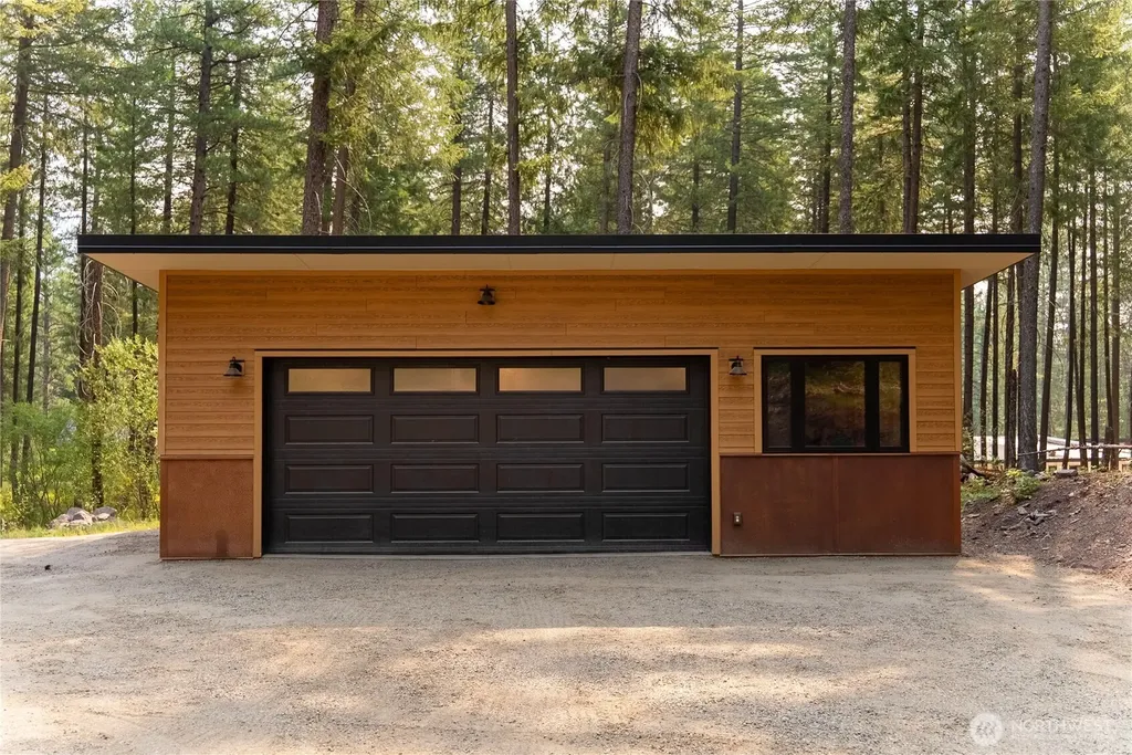 21 Liberty Lane Mazama WA 98862