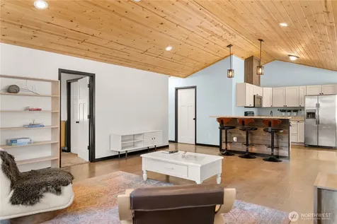 21 Liberty Lane Mazama WA 98862