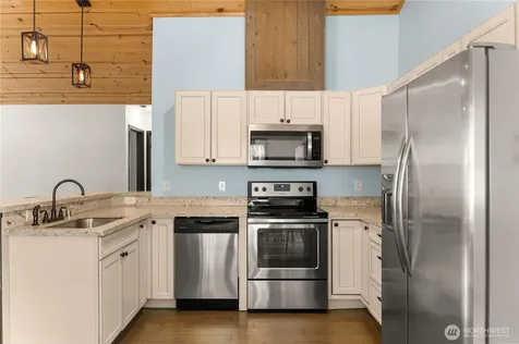 21 Liberty Lane Mazama WA 98862