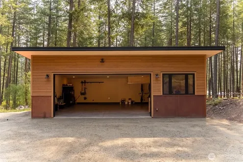 21 Liberty Lane Mazama WA 98862