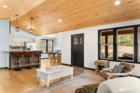 21 Liberty Lane Mazama WA 98862