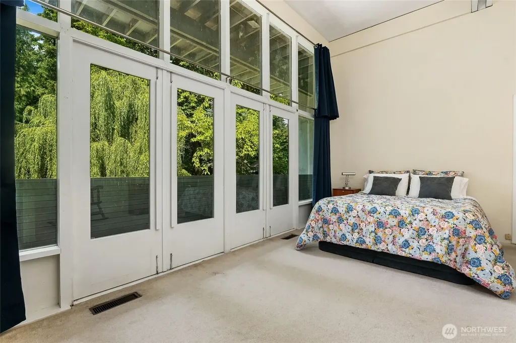 3624 164th Place SE Bellevue WA 98008