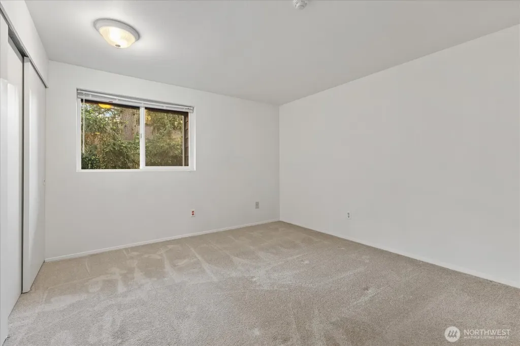 21904 56th Avenue W Mountlake Terrace WA 98043