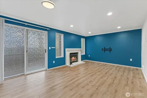 21904 56th Avenue W Mountlake Terrace WA 98043