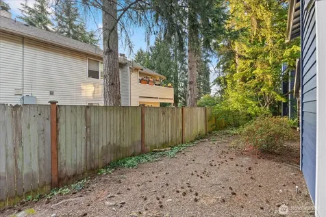 21904 56th Avenue W Mountlake Terrace WA 98043