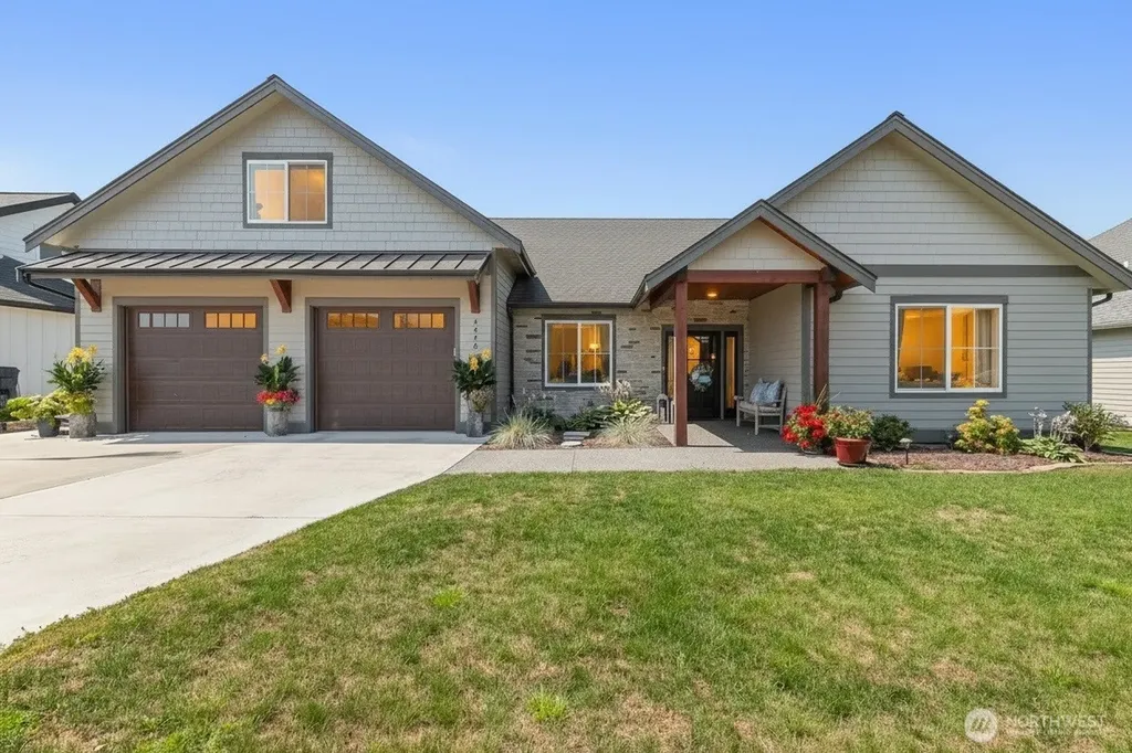 2240 Berryman Loop Lynden WA 98264