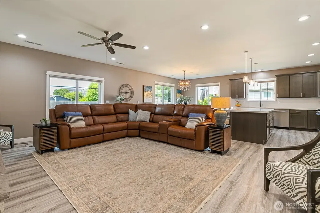2240 Berryman Loop Lynden WA 98264