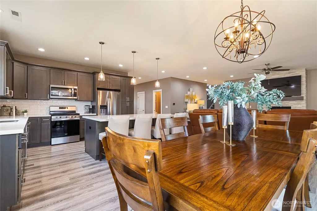 2240 Berryman Loop Lynden WA 98264
