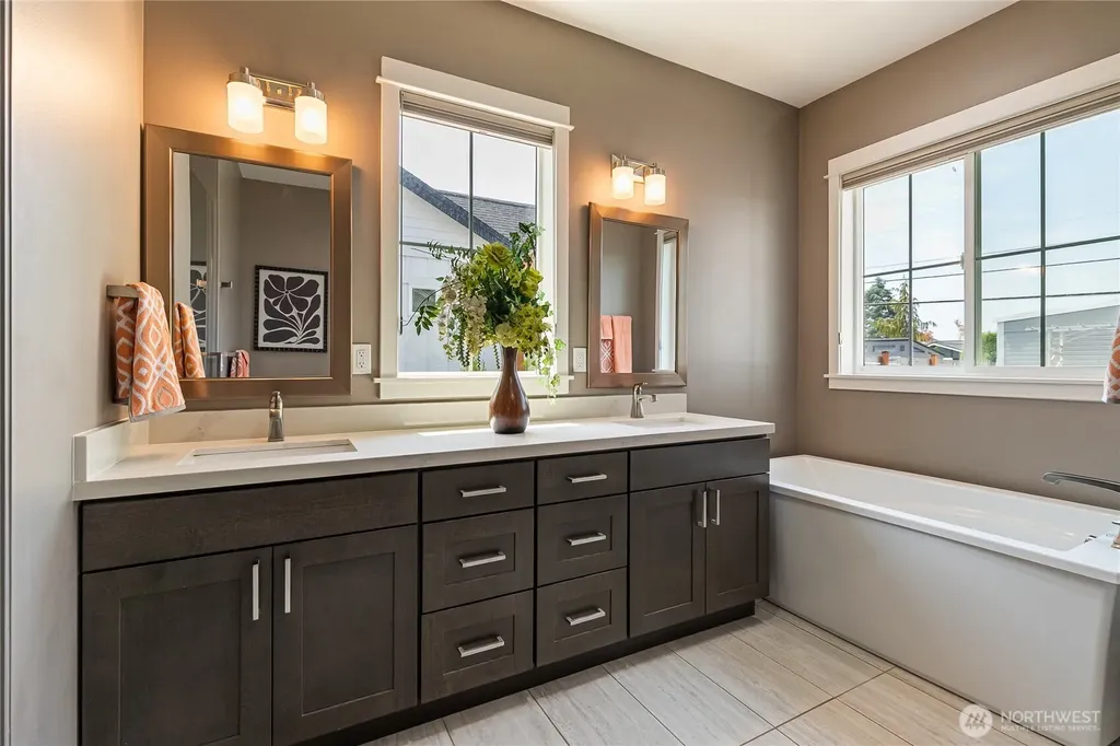 2240 Berryman Loop Lynden WA 98264