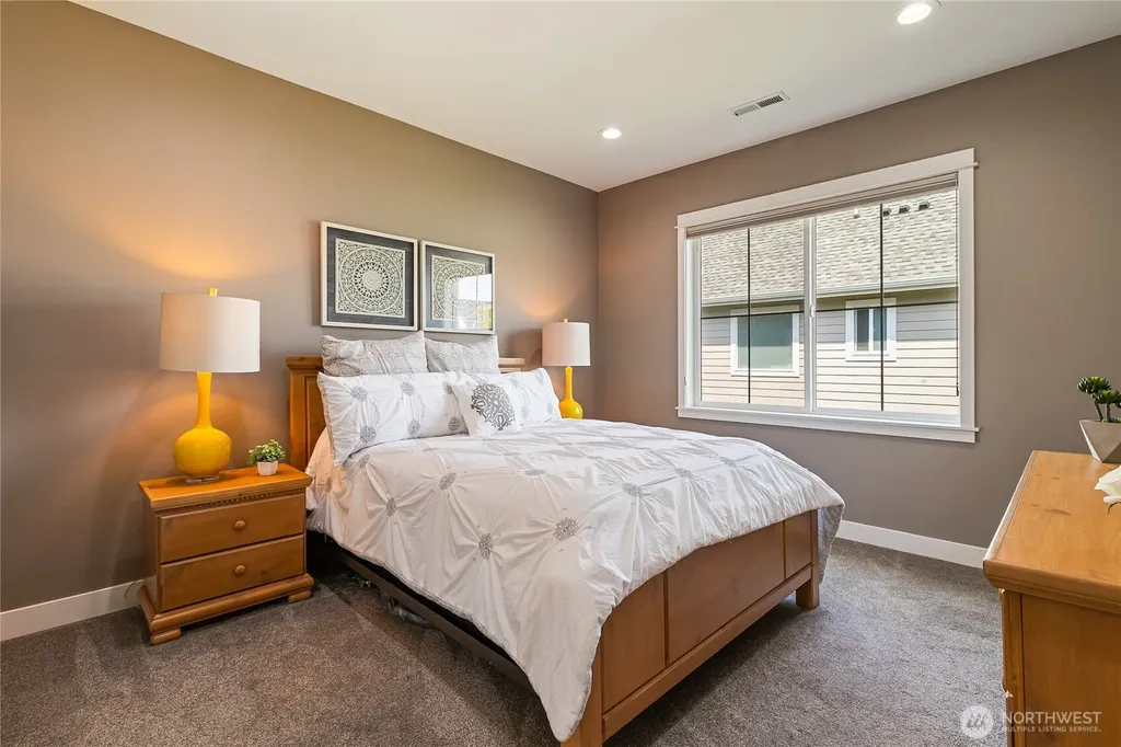 2240 Berryman Loop Lynden WA 98264