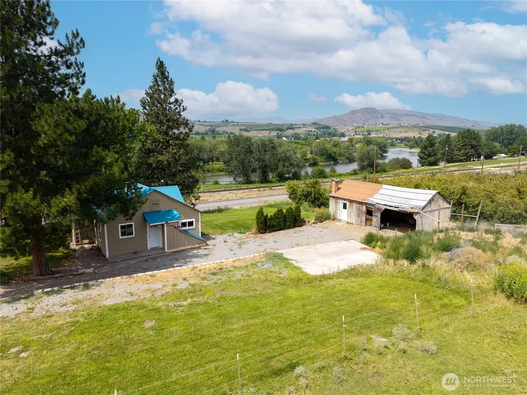 31952 Highway 97 Tonasket WA 98855