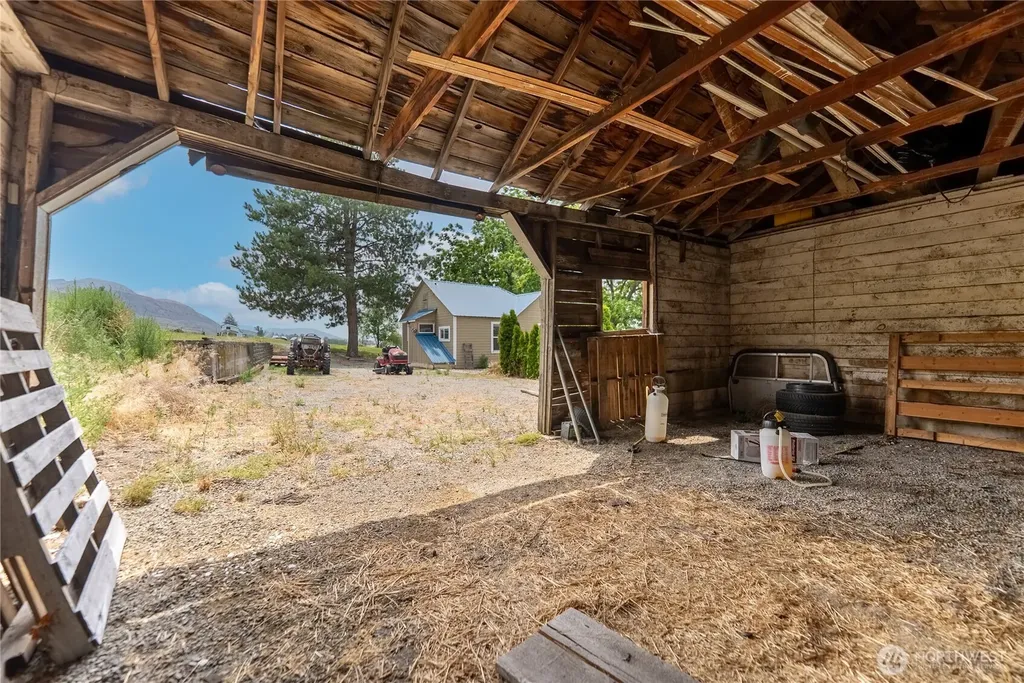 31952 Highway 97 Tonasket WA 98855
