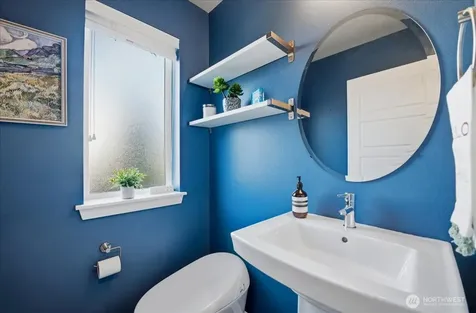 19225 Damson Road Lynnwood WA 98036