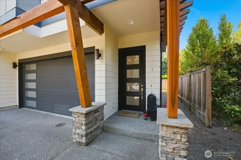 19225 Damson Road Lynnwood WA 98036