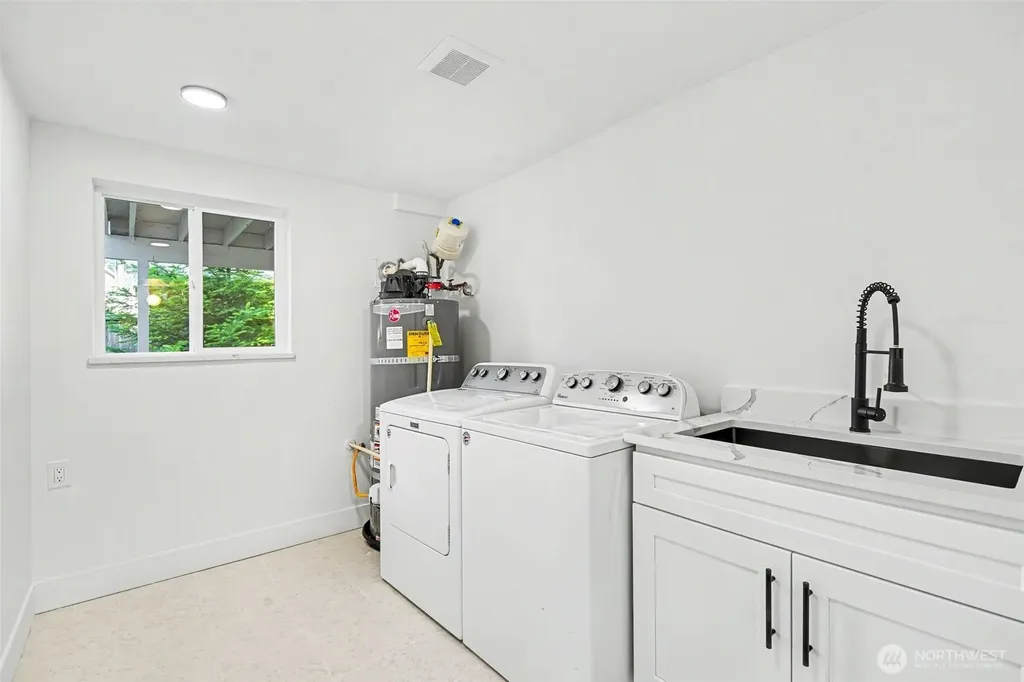 19414 1st Avenue SE Bothell WA 98012