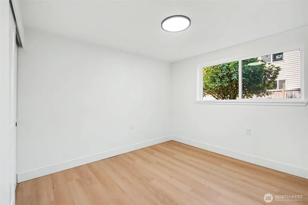 19414 1st Avenue SE Bothell WA 98012
