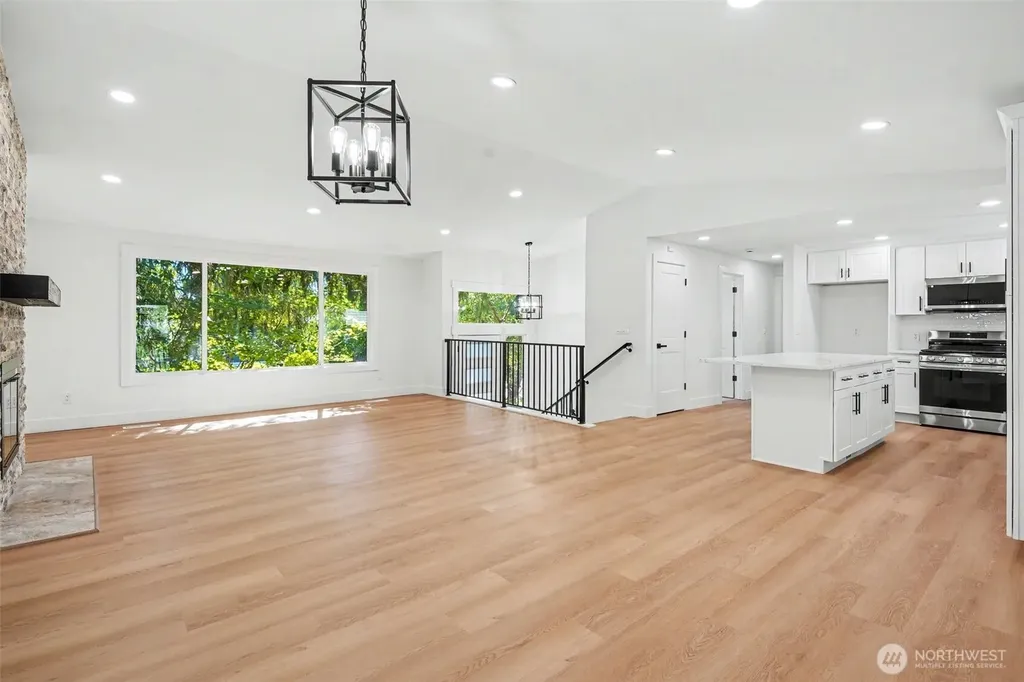 19414 1st Avenue SE Bothell WA 98012