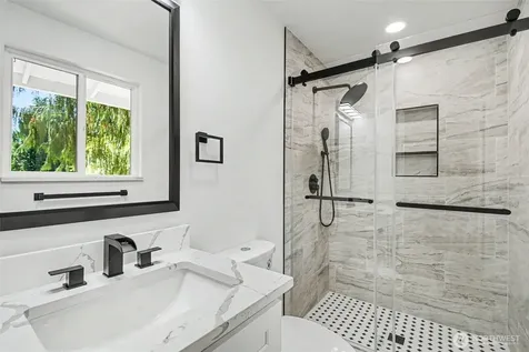 19414 1st Avenue SE Bothell WA 98012