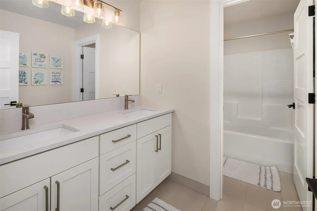 419 Rockefeller Avenue Everett WA 98201