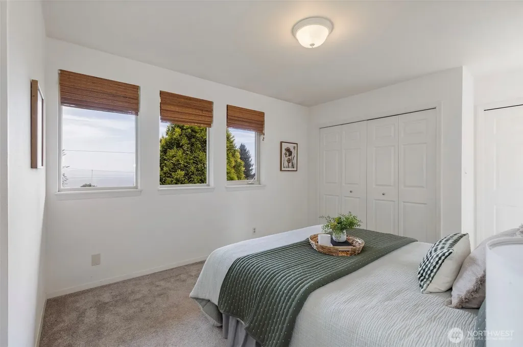 19061 Harris Avenue NE Suquamish WA 98392