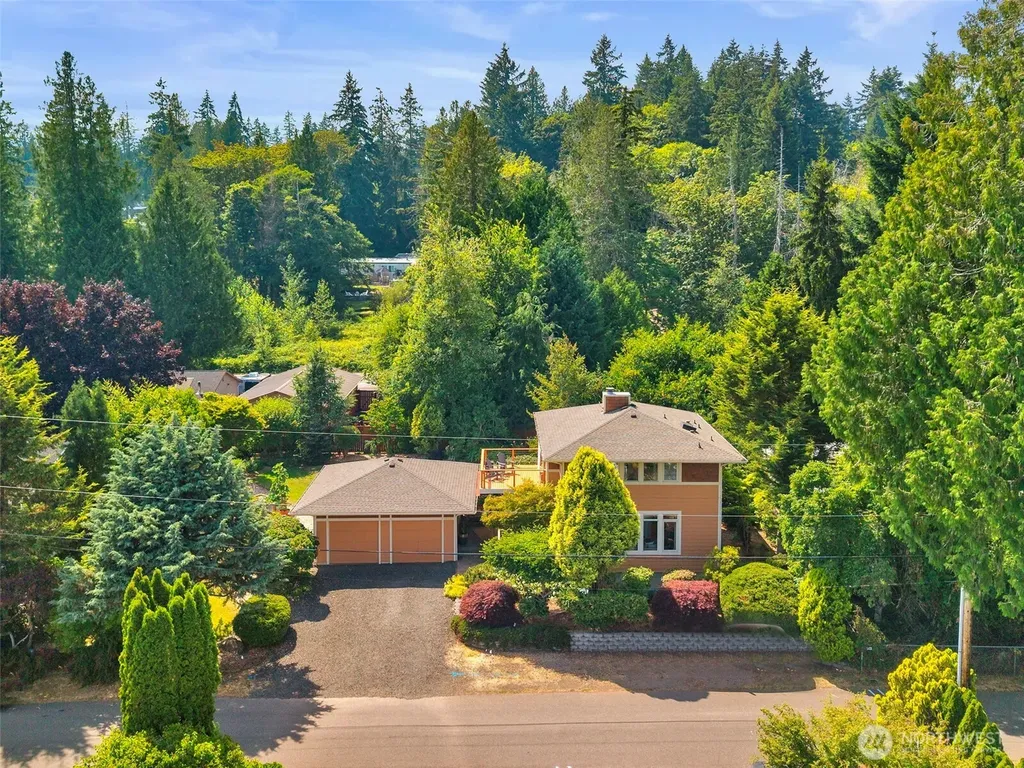 19061 Harris Avenue NE Suquamish WA 98392