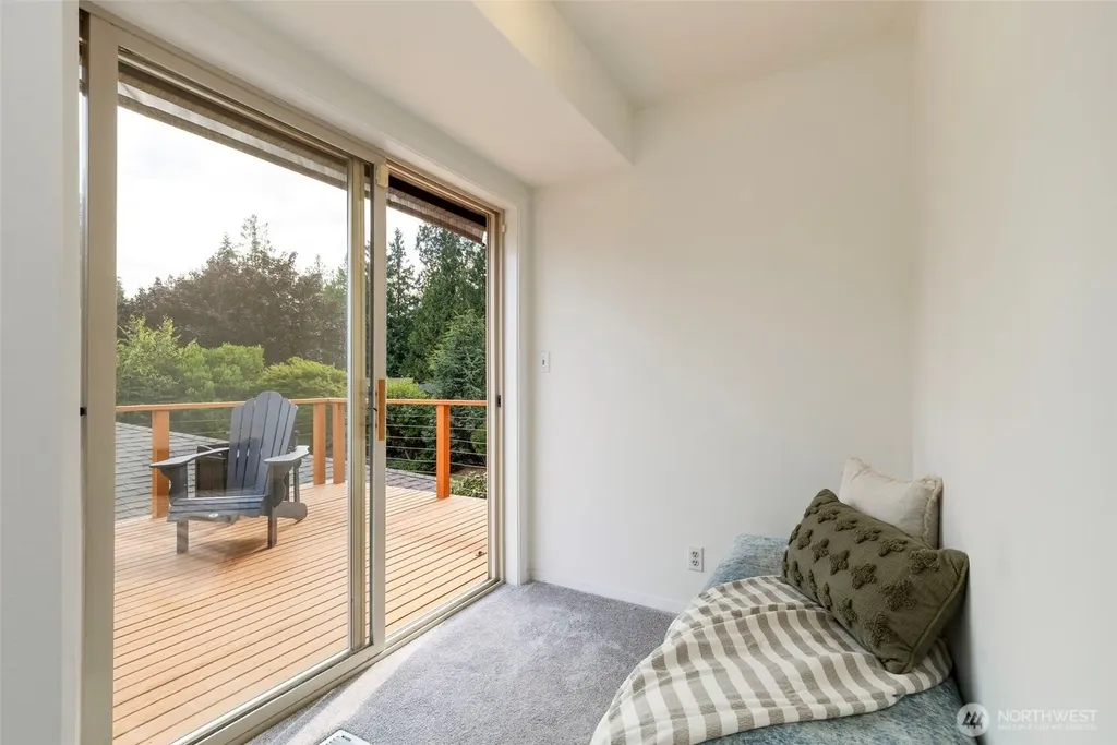 19061 Harris Avenue NE Suquamish WA 98392