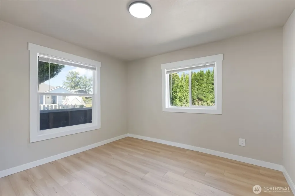 1202 Rhobina Street Centralia WA 98531