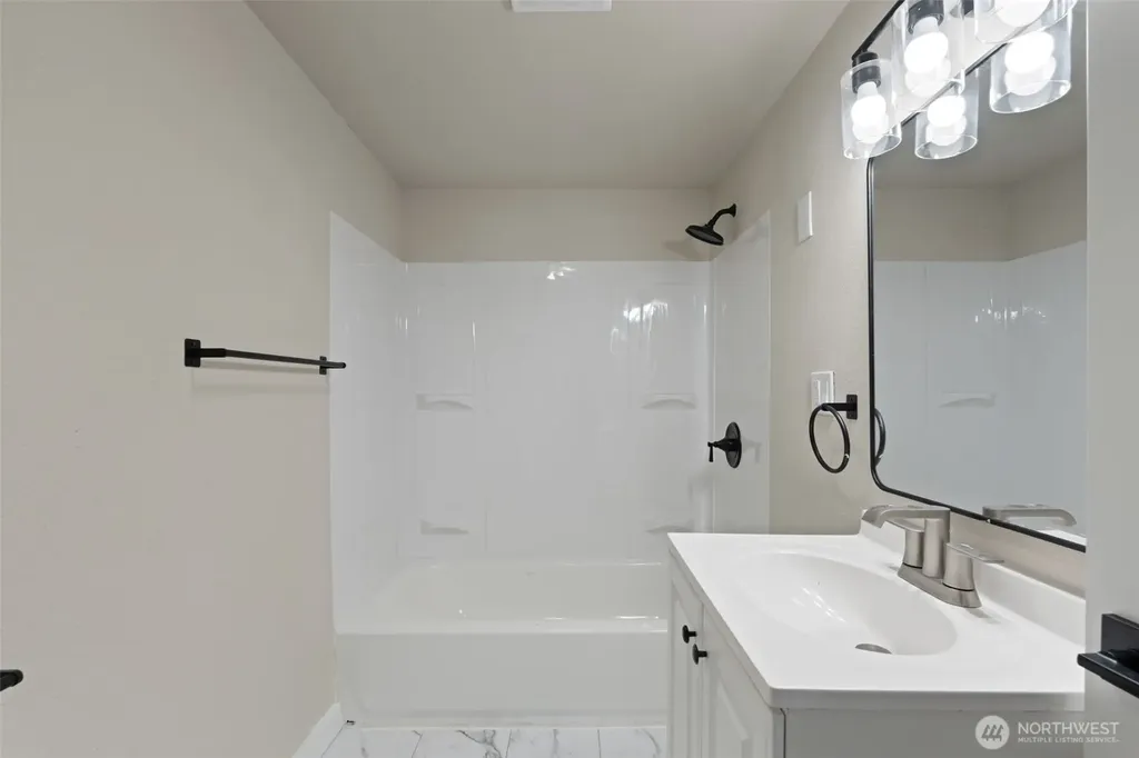 1202 Rhobina Street Centralia WA 98531