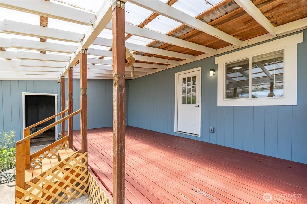 1202 Rhobina Street Centralia WA 98531