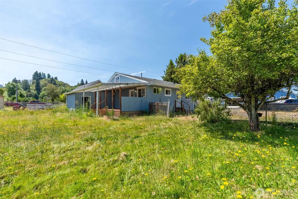 1202 Rhobina Street Centralia WA 98531