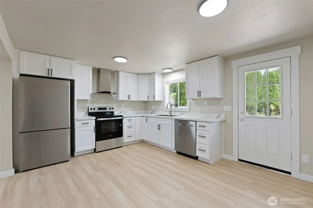 1202 Rhobina Street Centralia WA 98531