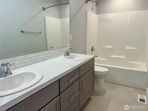 10044 5th Avenue SW Seattle WA 98146