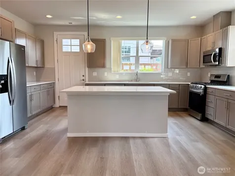 10044 5th Avenue SW Seattle WA 98146