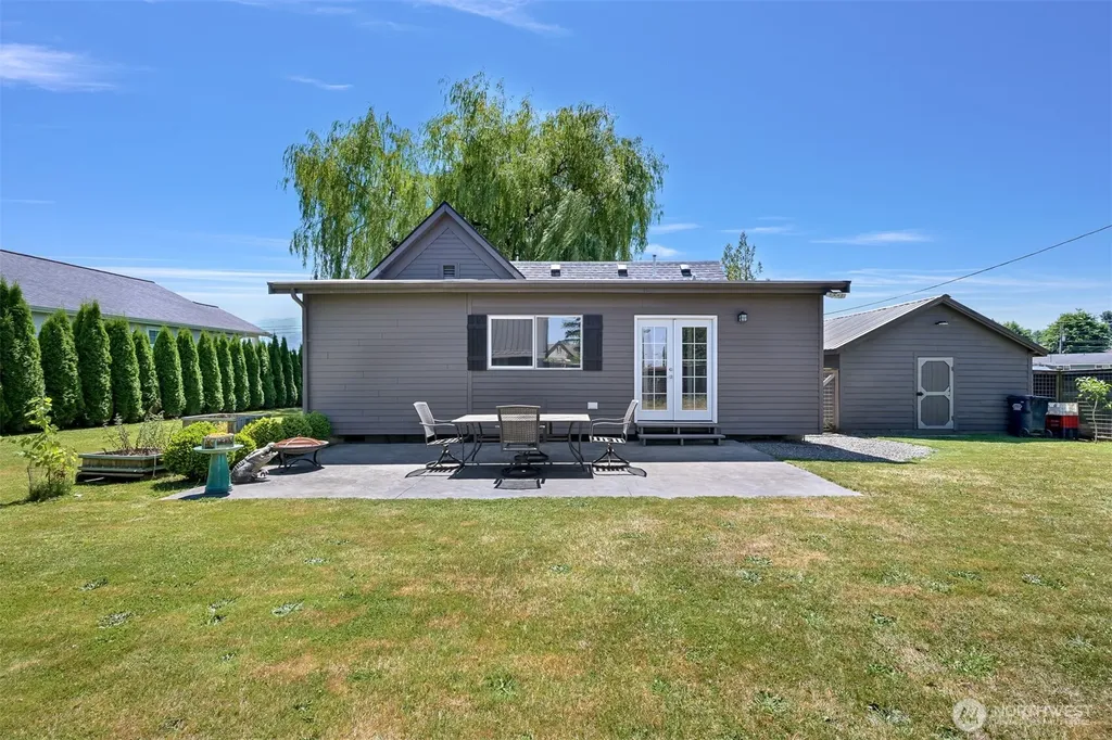 230 Vancouver Street Sumas WA 98295