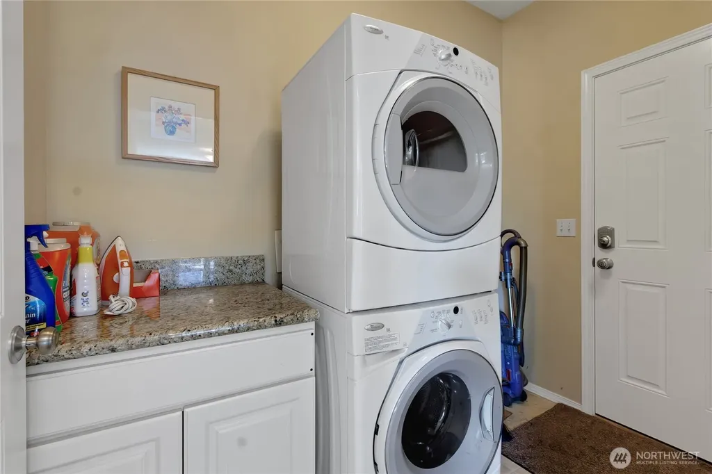 3266 Phillips Avenue Enumclaw WA 98022