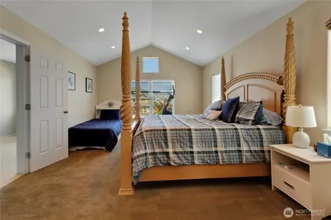 3266 Phillips Avenue Enumclaw WA 98022