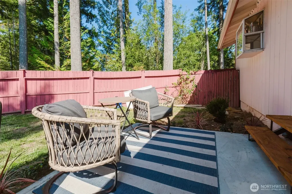 70 Tahuyeh Drive W Bremerton WA 98312