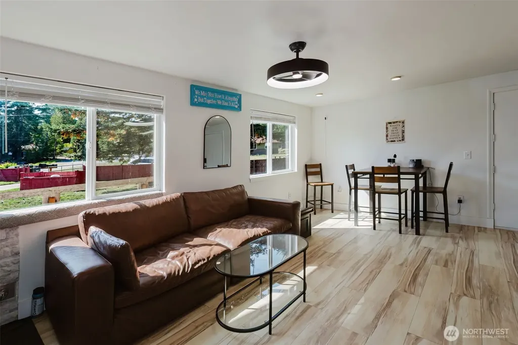 70 Tahuyeh Drive W Bremerton WA 98312