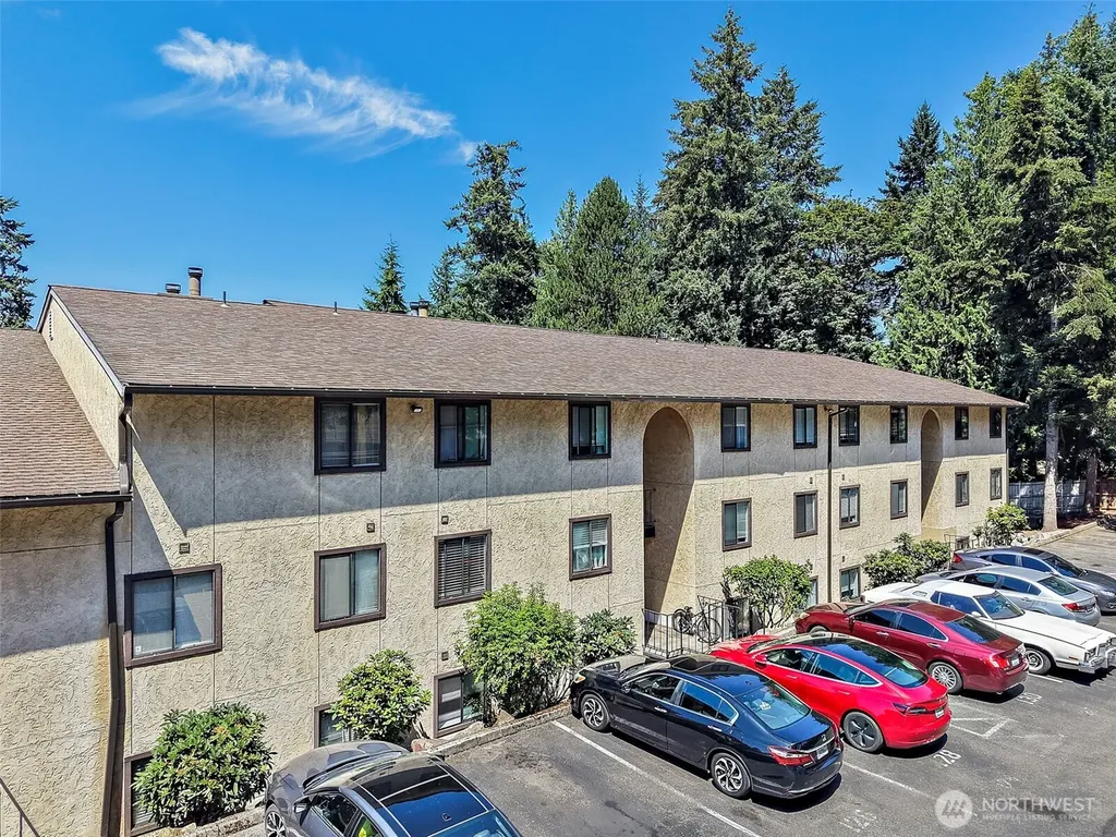 10005 SE 235th Kent WA 98031