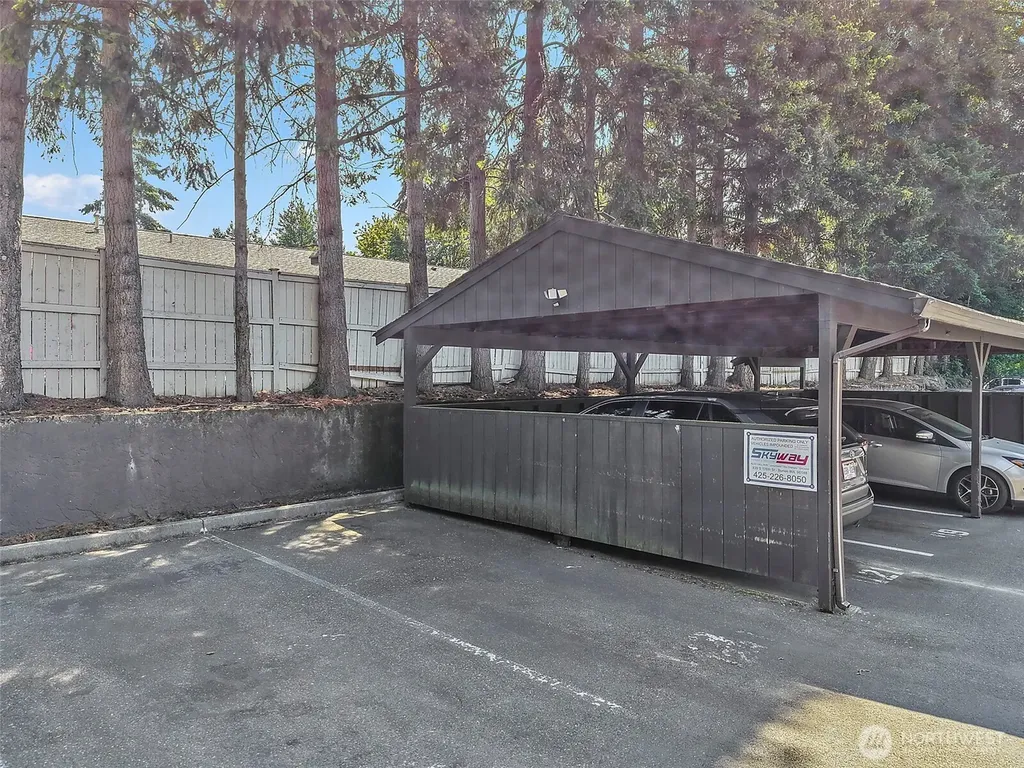 10005 SE 235th Kent WA 98031