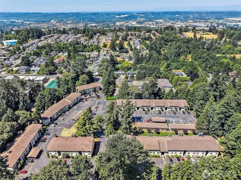 10005 SE 235th Kent WA 98031