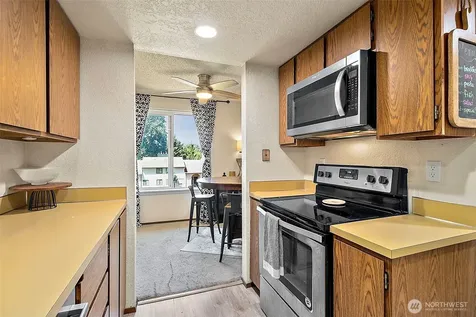 10005 SE 235th Kent WA 98031