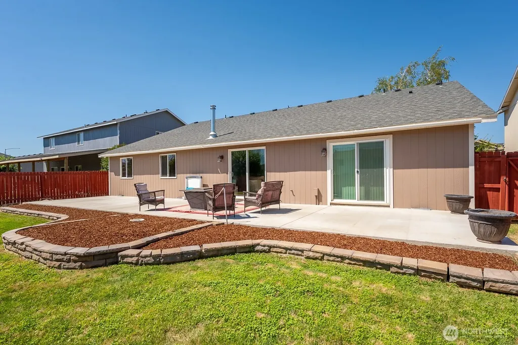 206 I Street NE Quincy WA 98848