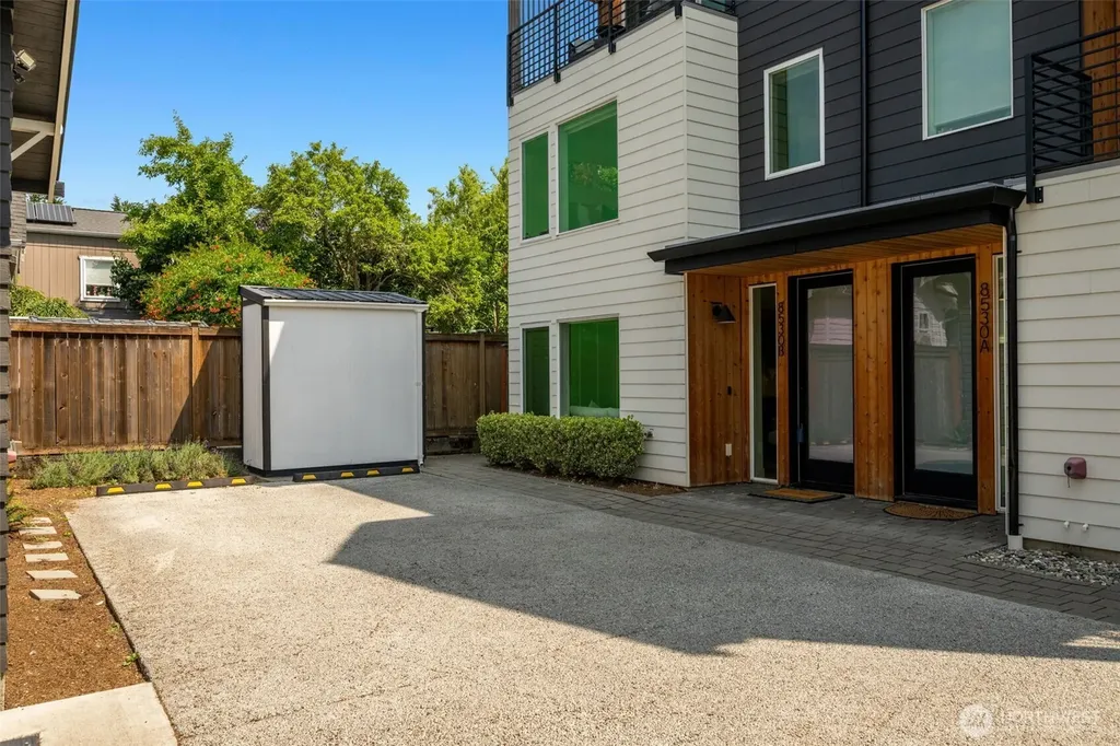 8530 13th Avenue NW Seattle WA 98117