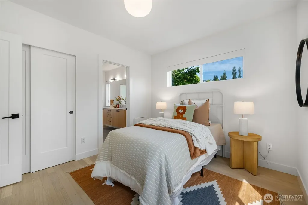 8530 13th Avenue NW Seattle WA 98117