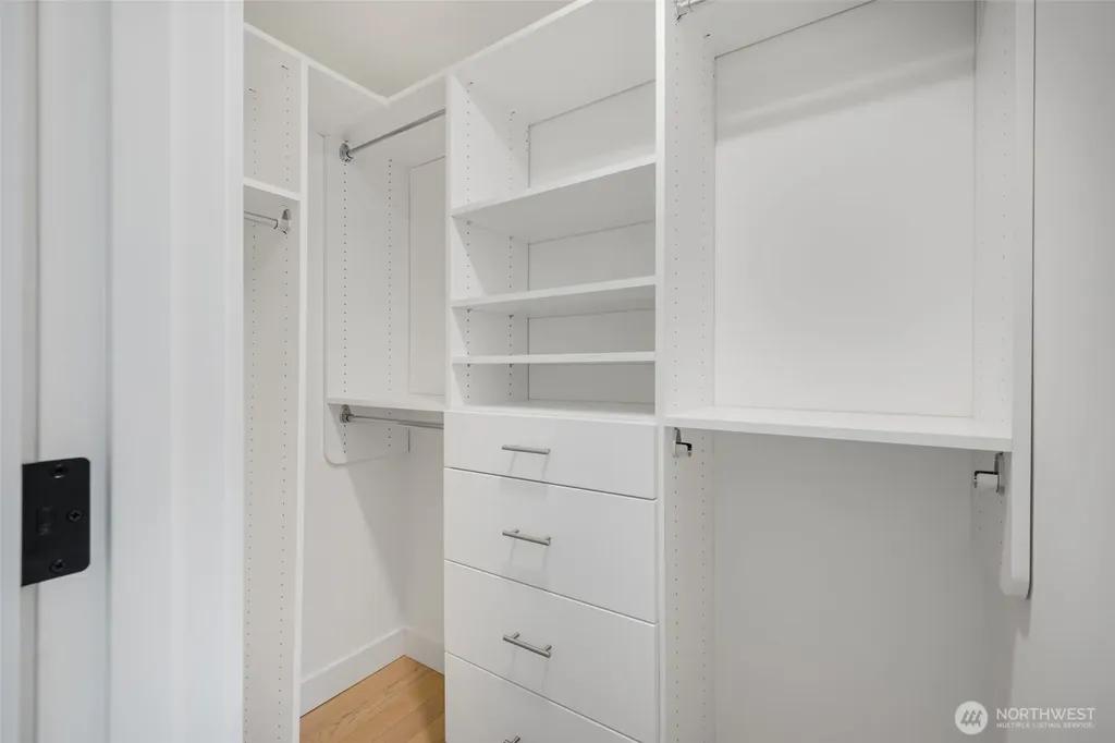 8530 13th Avenue NW Seattle WA 98117